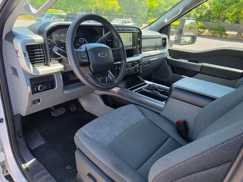 Used 2024 White Ford XLT image 11