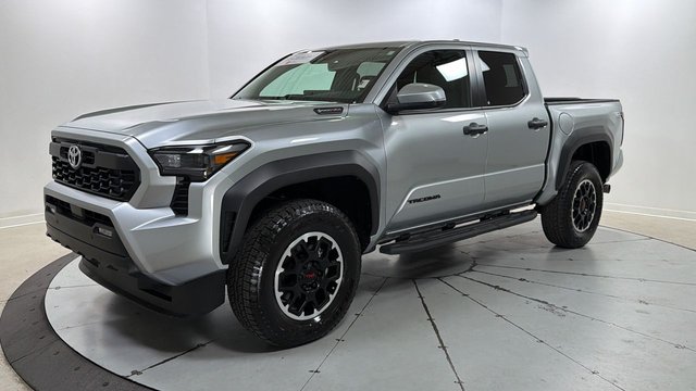 2025 Toyota Tacoma Hybrid TRD Off Road