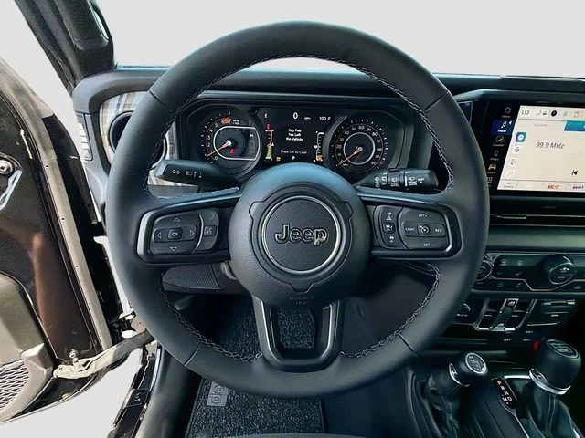 New 2026 Black Clear-Coat Exterior Paint Jeep 85th Anniversary Edition image 11