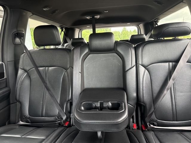 2024 Jeep Wagoneer L Series I - Photo 14