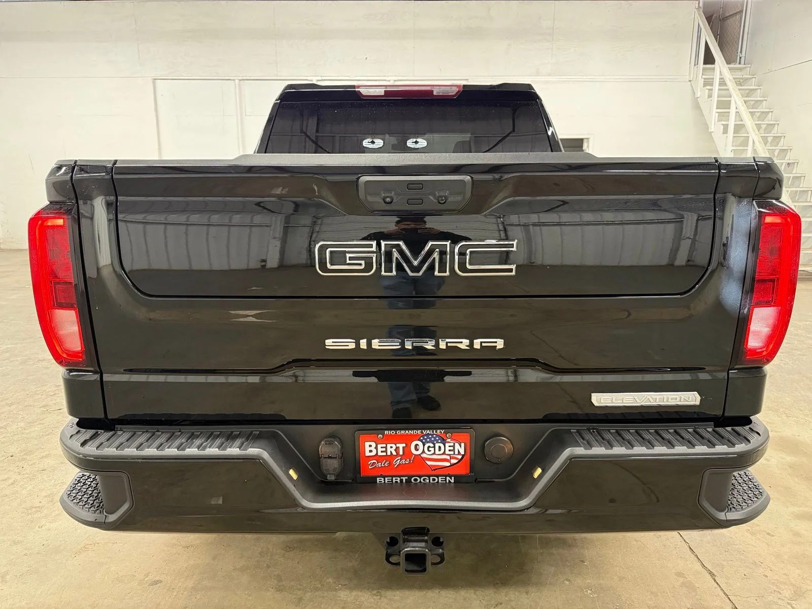 Used 2024 Black GMC Elevation image 7