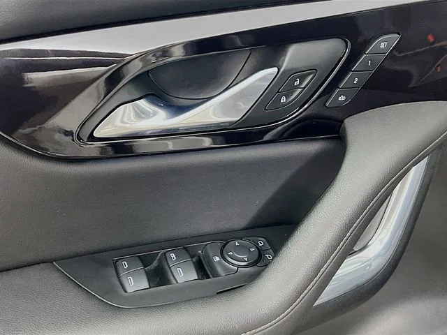 Used 2021 Gray Chevrolet Premier image 9
