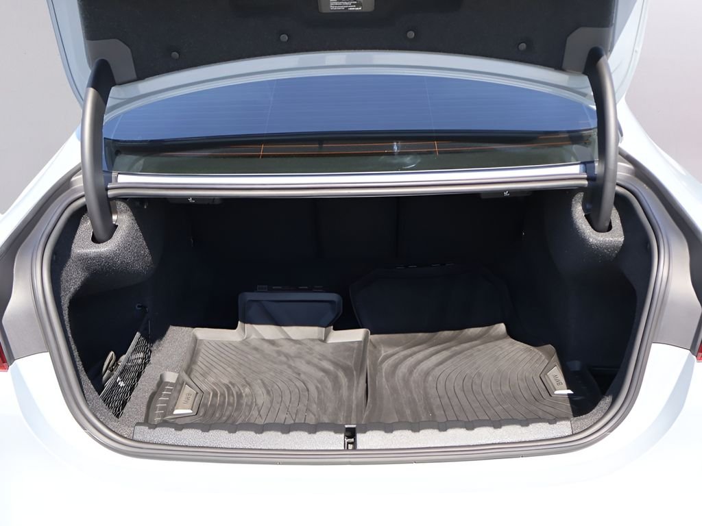 Used 2026 Brooklyn Gray Metallic BMW Competition image 19