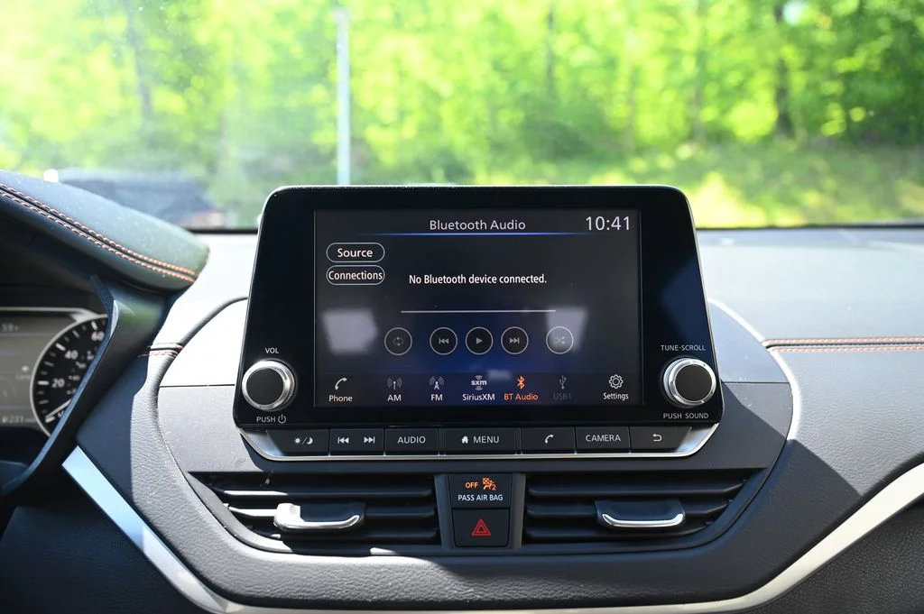 2022 Nissan Altima SR - Photo 15