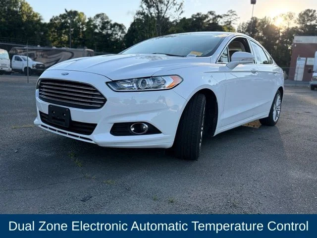 Used 2014 White Ford SE image 6