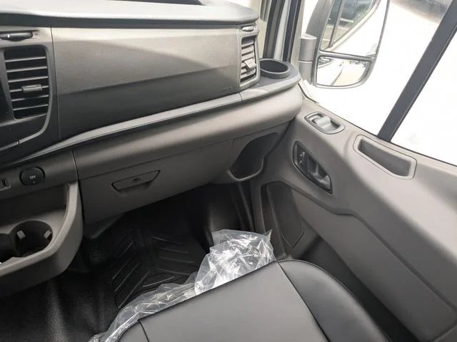 New 2026 Oxford White Ford Cargo Van image 18