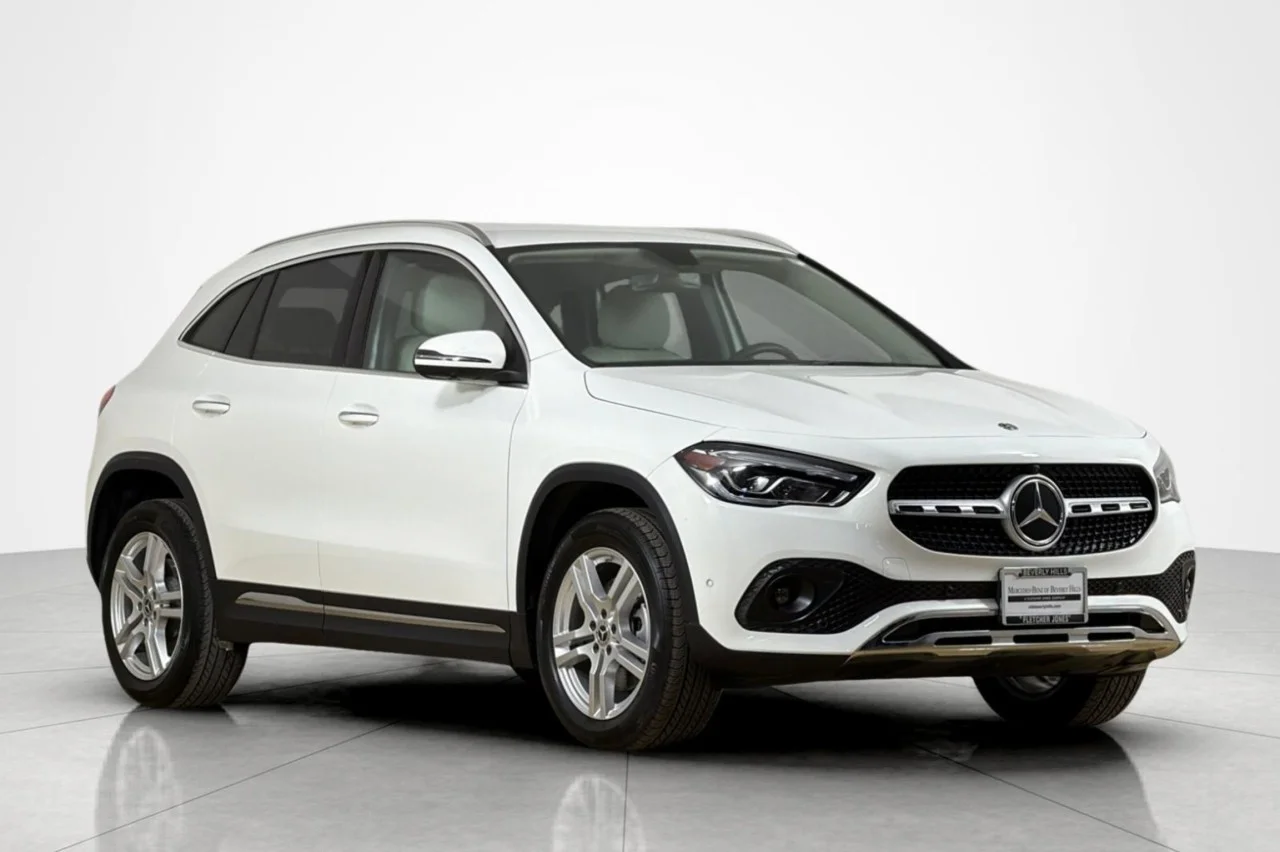 Used 2021 Polar White Mercedes-Benz GLA 250 image 7