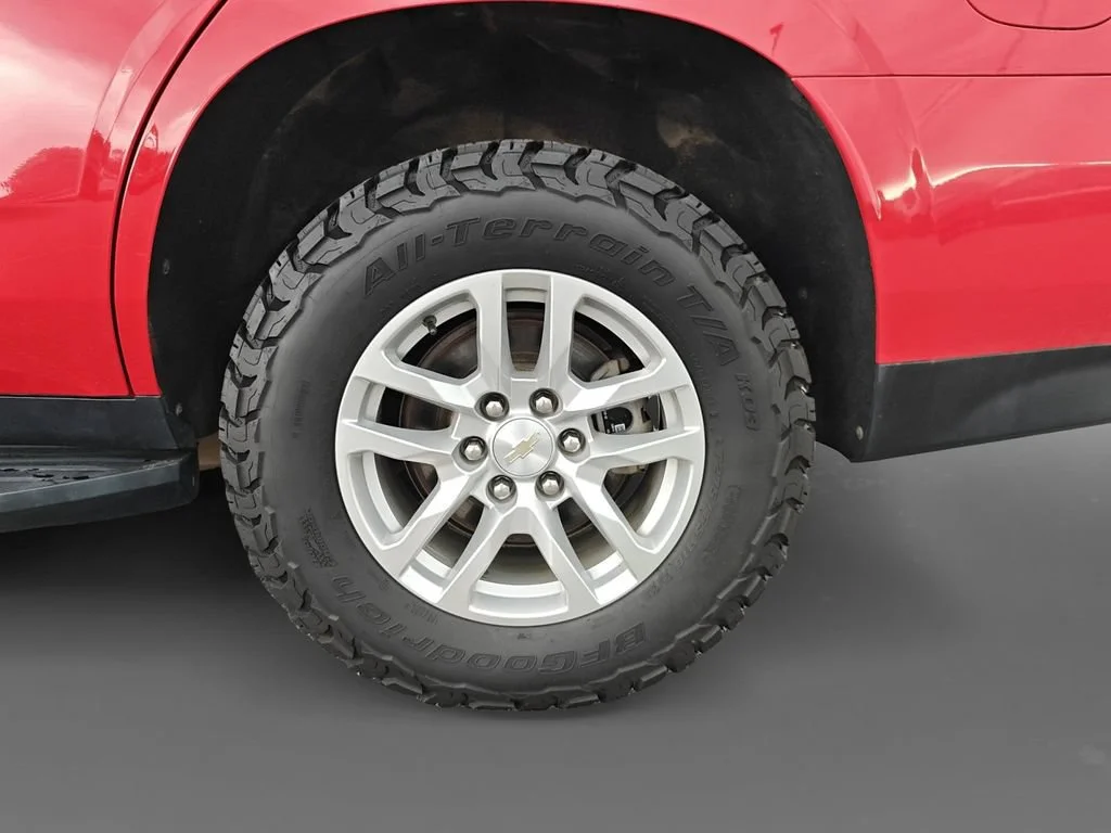 Used 2021 SPECIAL PAINT Chevrolet LS image 9