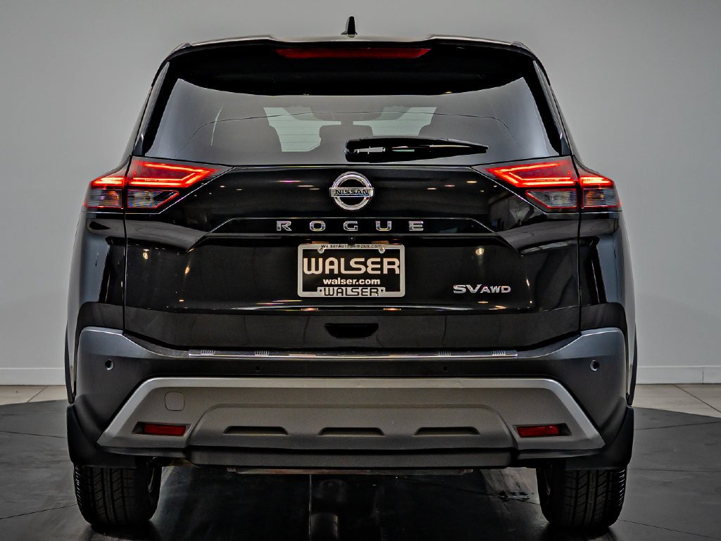 Used 2021 Super Black Nissan SV image 6