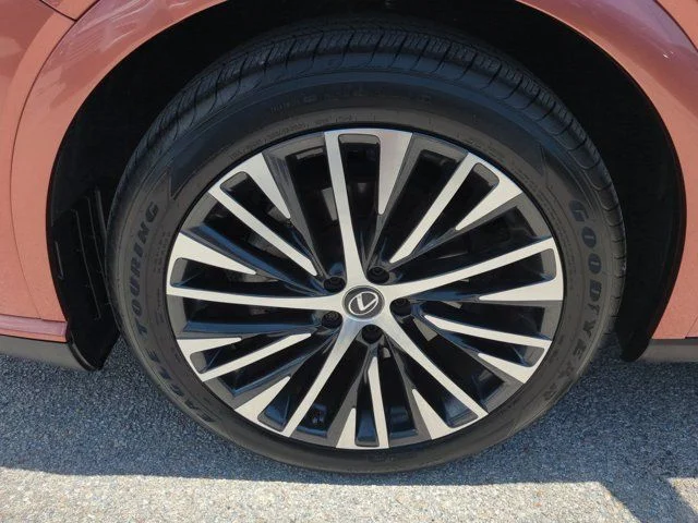 Used 2024 COPPER CREST Lexus 350 Premium Plus image 10