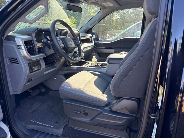 Used 2024 Black Metallic Ford XLT image 11