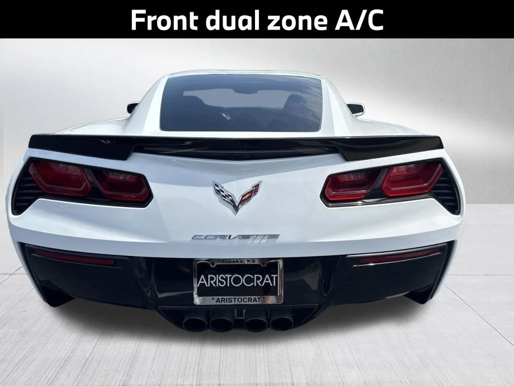 Used 2019 White Chevrolet Stingray image 7