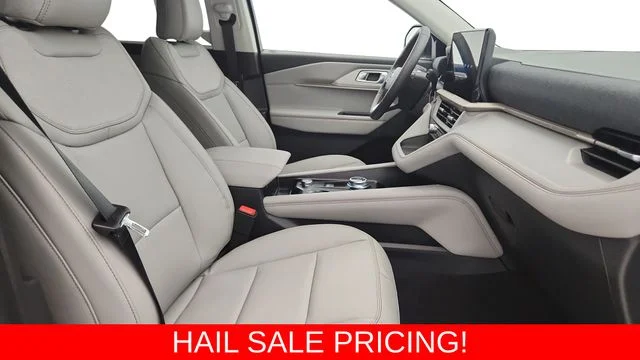 New 2026 Carbonized Gray Metallic Ford Active image 25