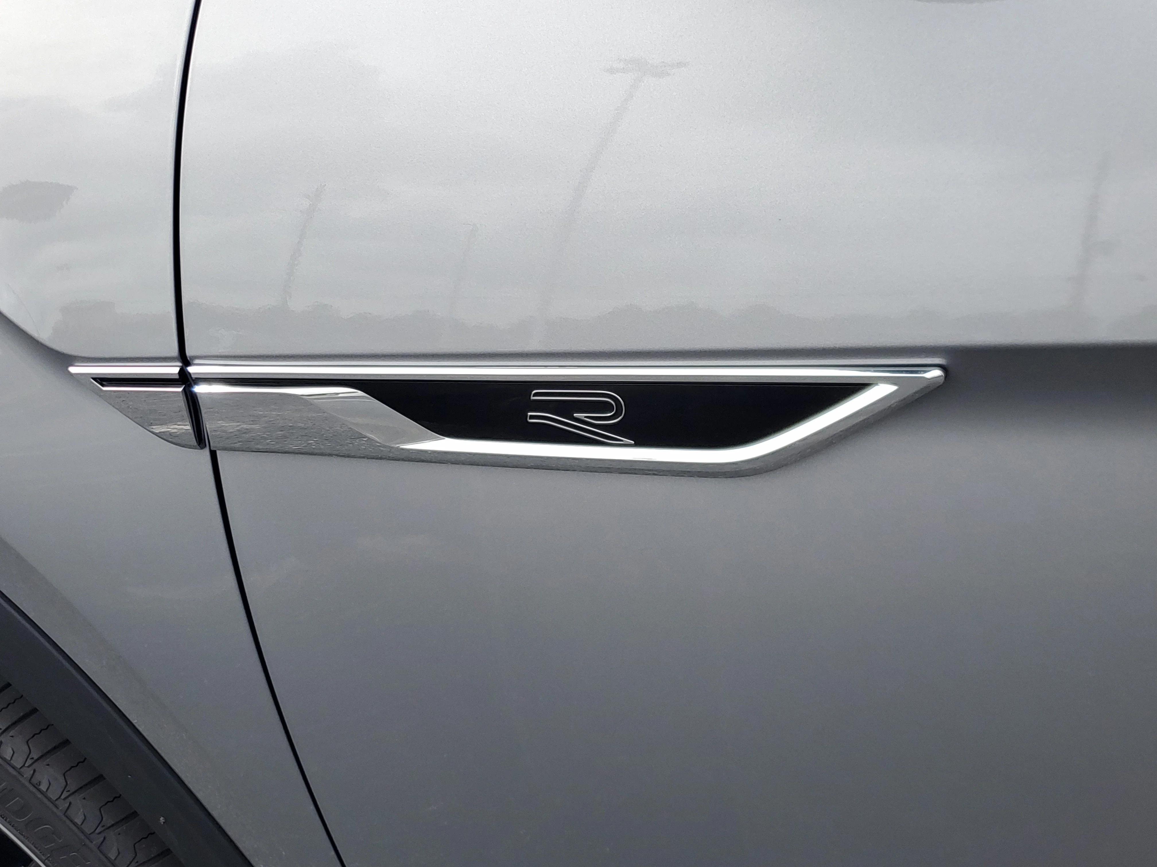 New 2026 Silver Volkswagen 2.0T SEL Premium R-Line image 10