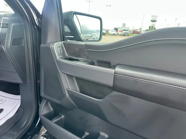 New 2026 Agate Black Metallic Ford XLT image 11