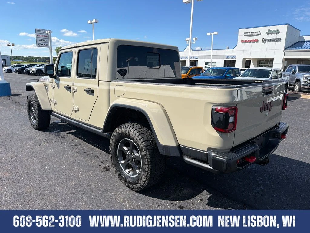 Used 2022 Beige Jeep Rubicon image 3