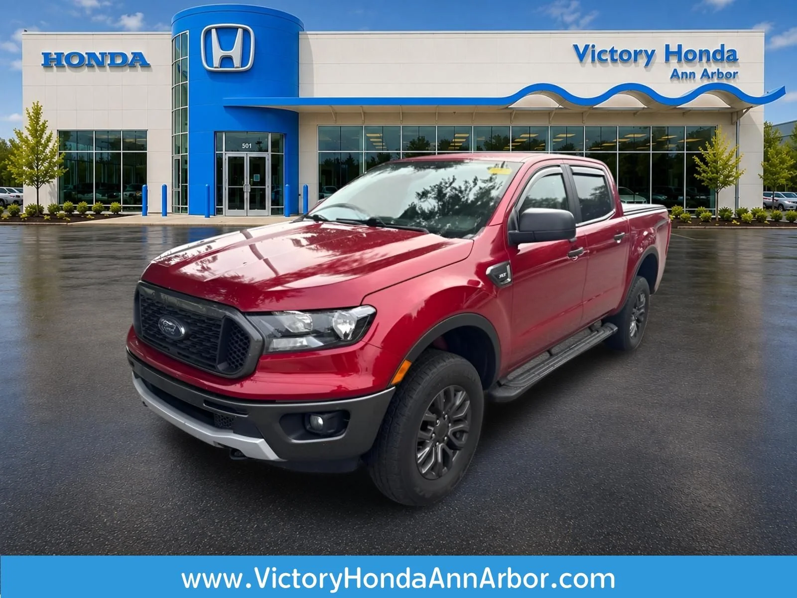 Used 2021 Red Metallic Ford XLT image 1