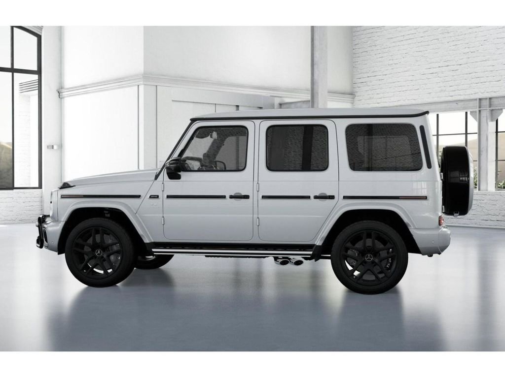 New 2027 MANUFAKTUR Moonlight White Metallic Mercedes-Benz AMG® G 63 SUV image 33