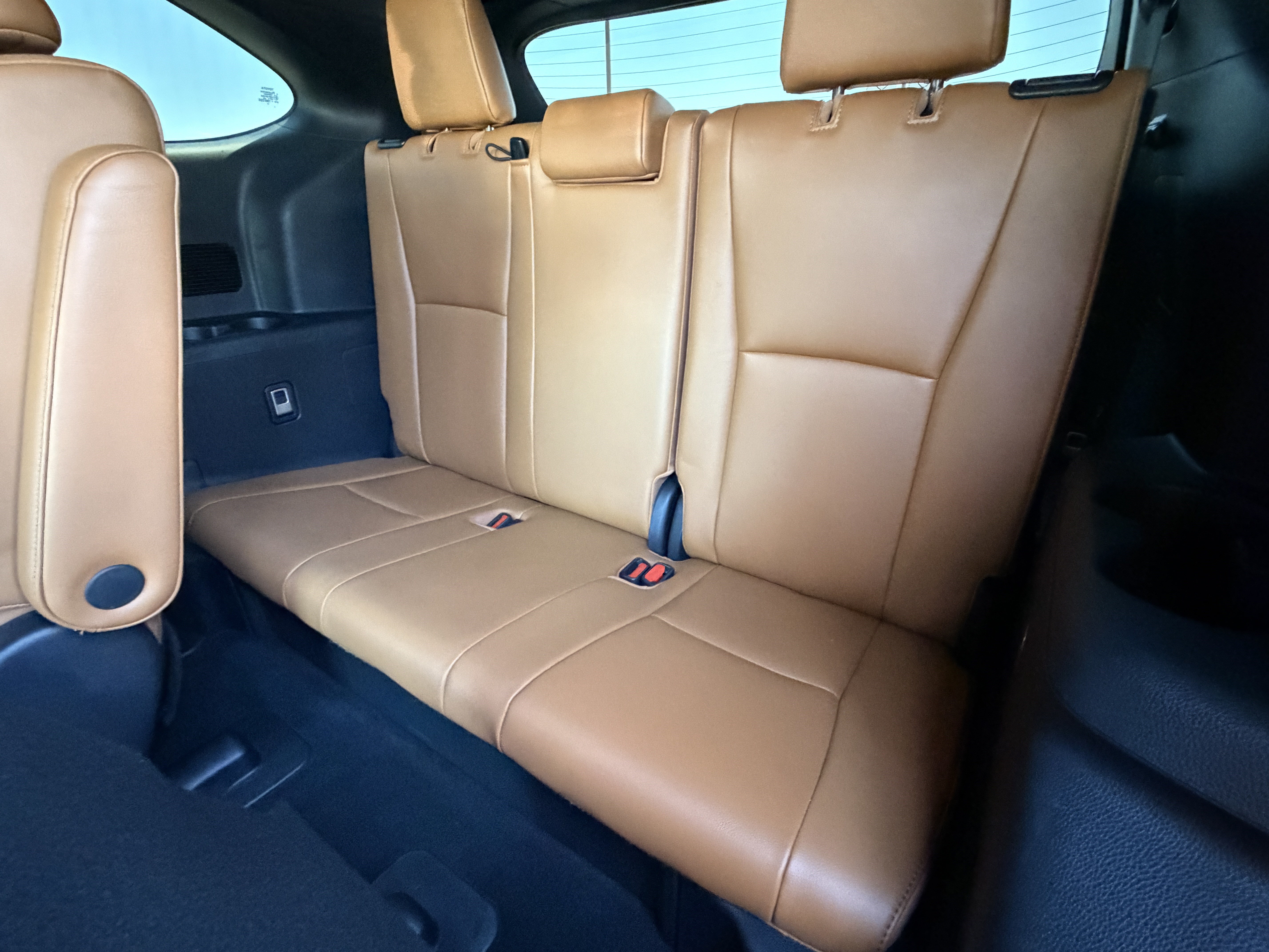 Used 2021 Midnight Black Metallic Toyota Hybrid Platinum image 29