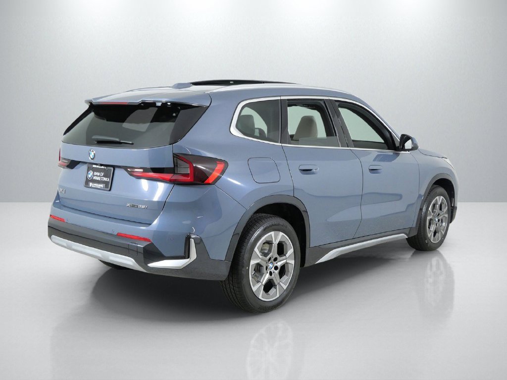 New 2027 Storm Bay Metallic BMW xDrive28i image 9