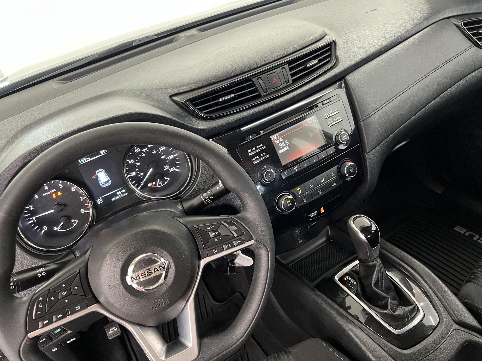 2017 Nissan Rogue S - Photo 23