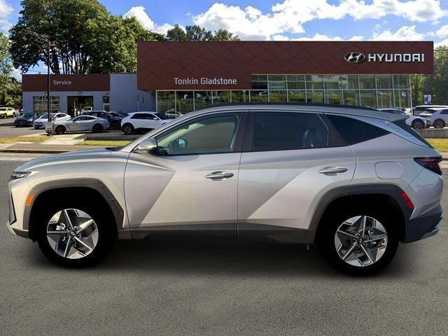New 2026 Shimmering Silver Hyundai SEL AWD image 3