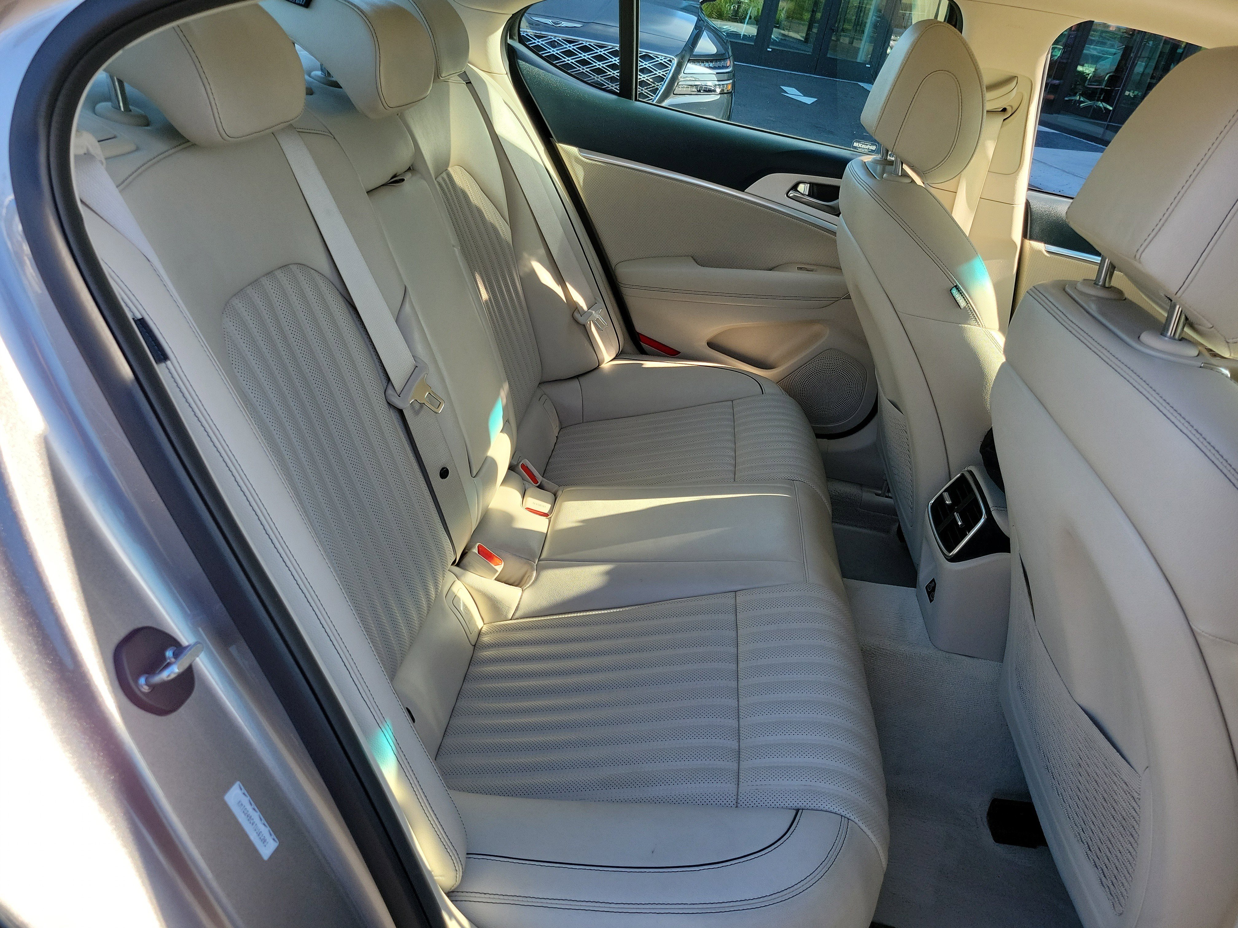 Certified Used 2026 Savile Silver Genesis 2.5T Prestige image 24