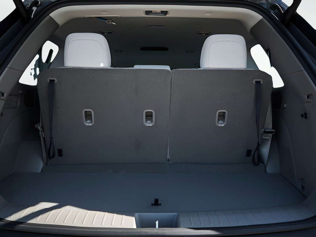 New 2026 Ecotronic Gray Pearl Hyundai SEL 7P AWD image 8