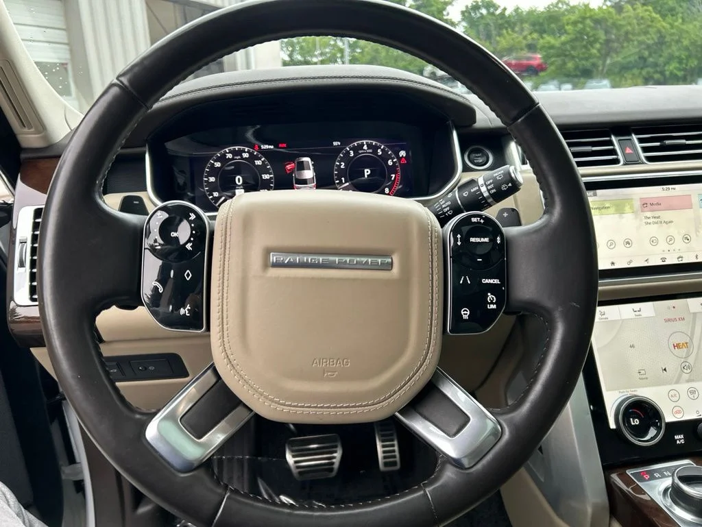 Used 2021  Land Rover Westminster image 13