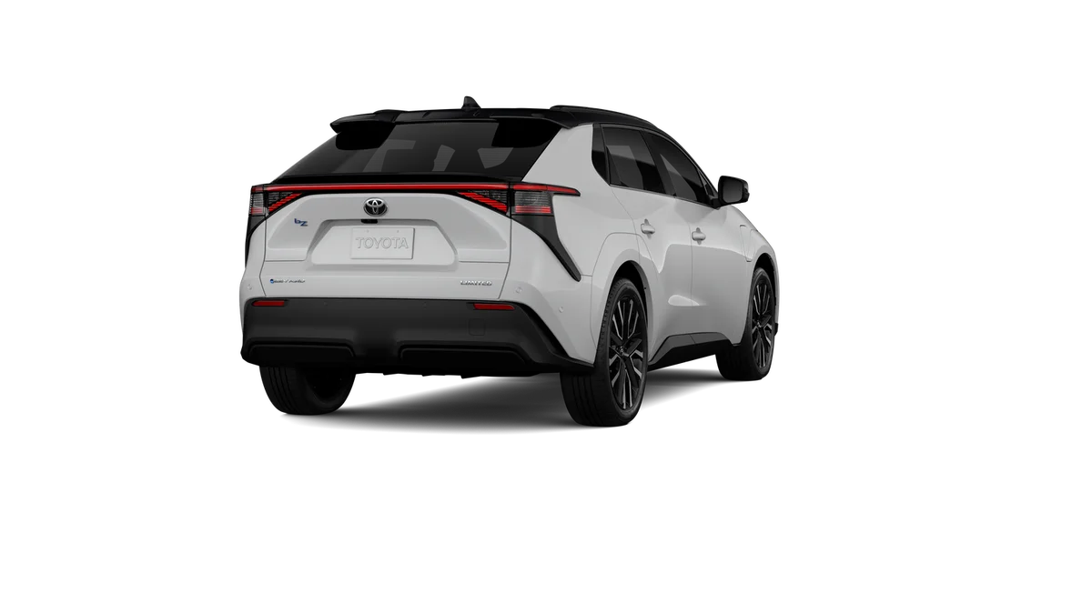 New 2027 Wind Chill Pearl with Midnight Black Metallic roof Toyota Limited image 9