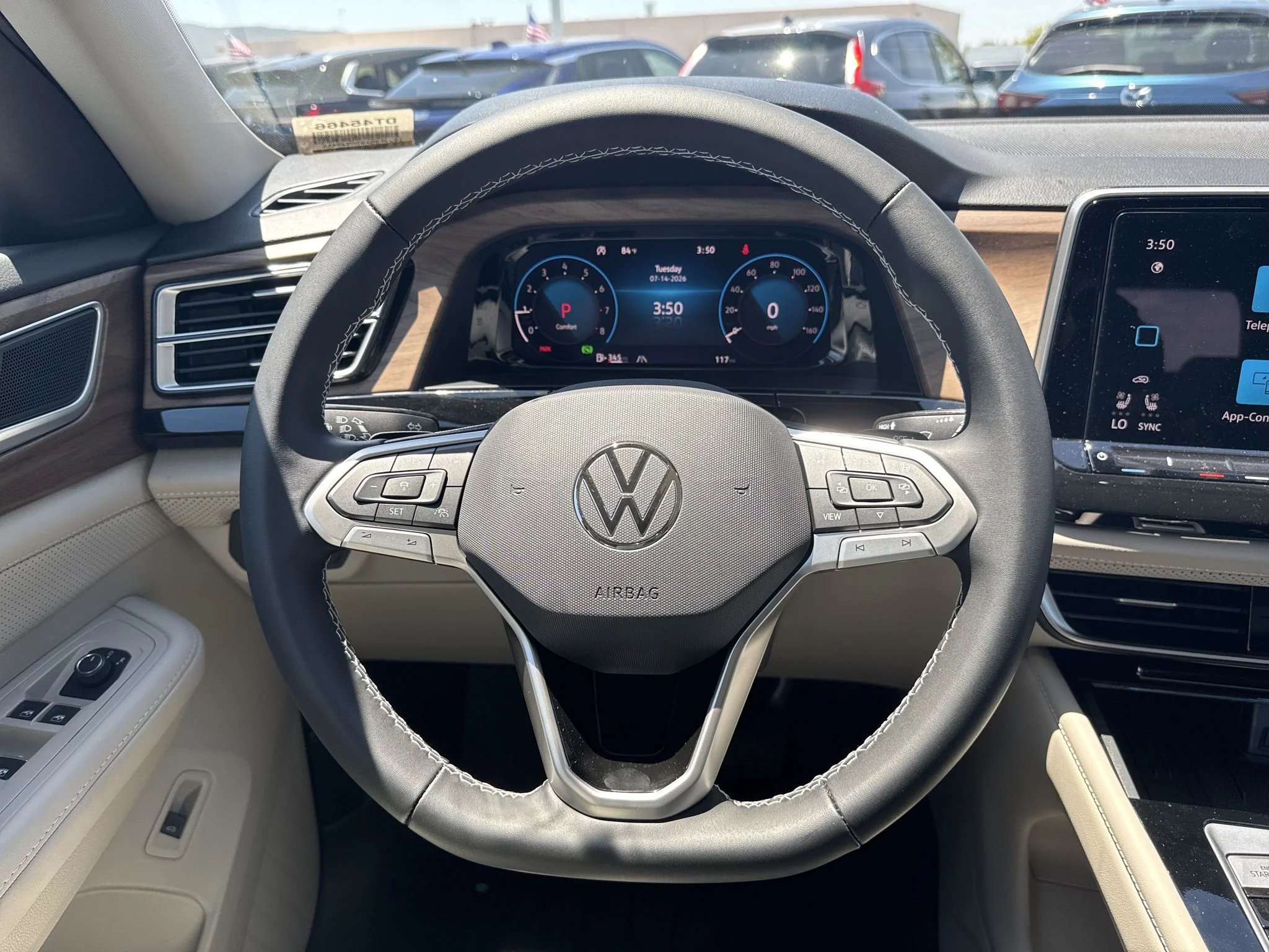 New 2026 Silver Mist Metallic Volkswagen 2.0T SE w/Technology image 18