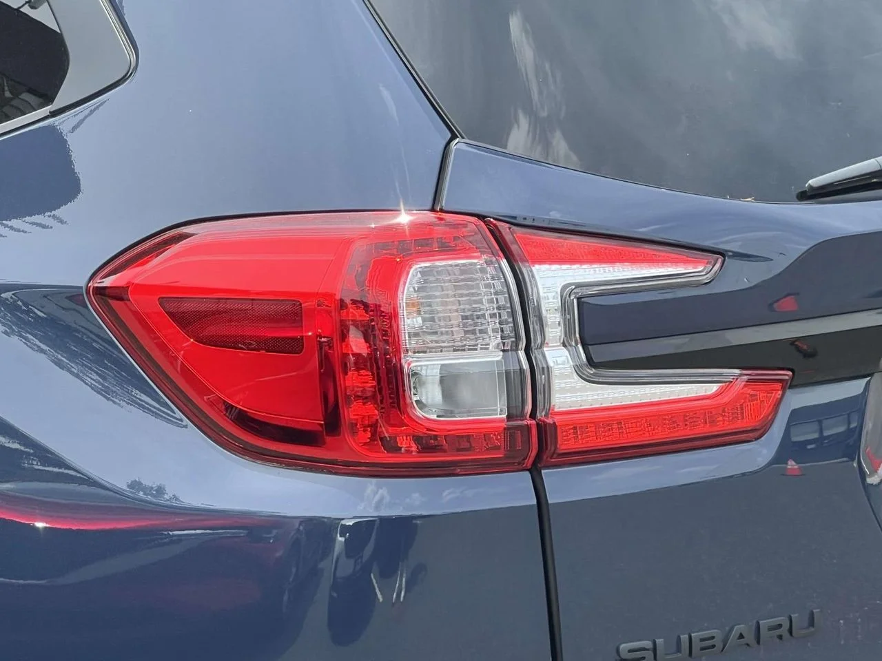 Used 2023 Cosmic Blue Pearl Subaru Onyx Edition 7-Passenger image 23