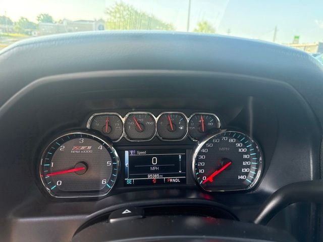 Used 2018 Red Chevrolet LT image 23