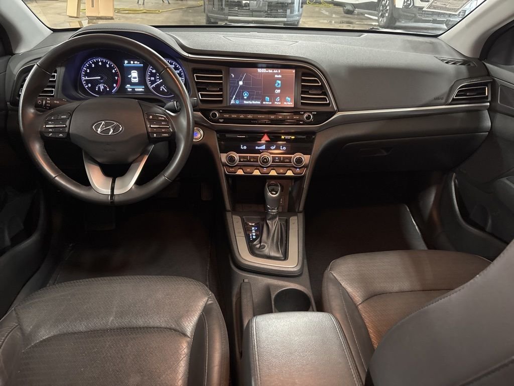Used 2019 Black Hyundai Limited image 10