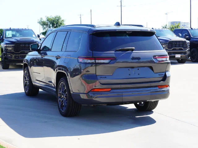 New 2026 Baltic Gray Metallic Clear-Coat Exterior Paint Jeep Summit image 3