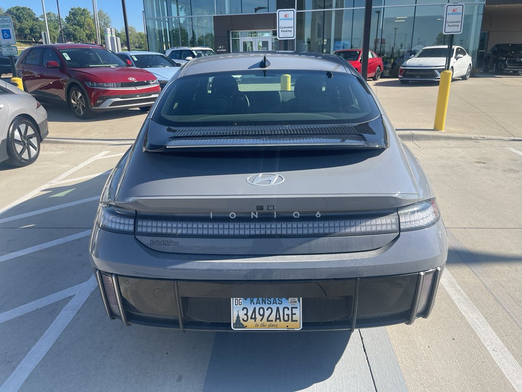 Used 2024 Gray Hyundai Limited image 3