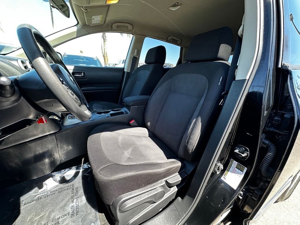 Used 2012 Black Nissan S image 21