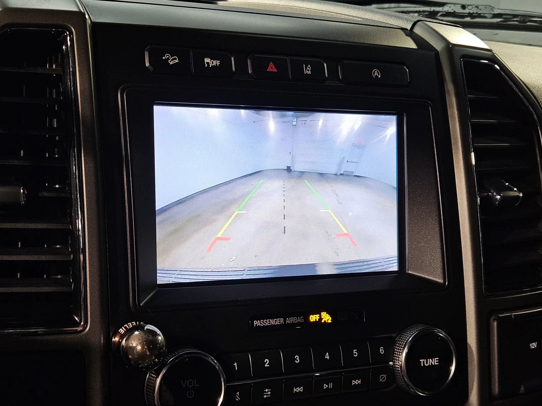 Used 2020 Agate Black Ford XLT image 31