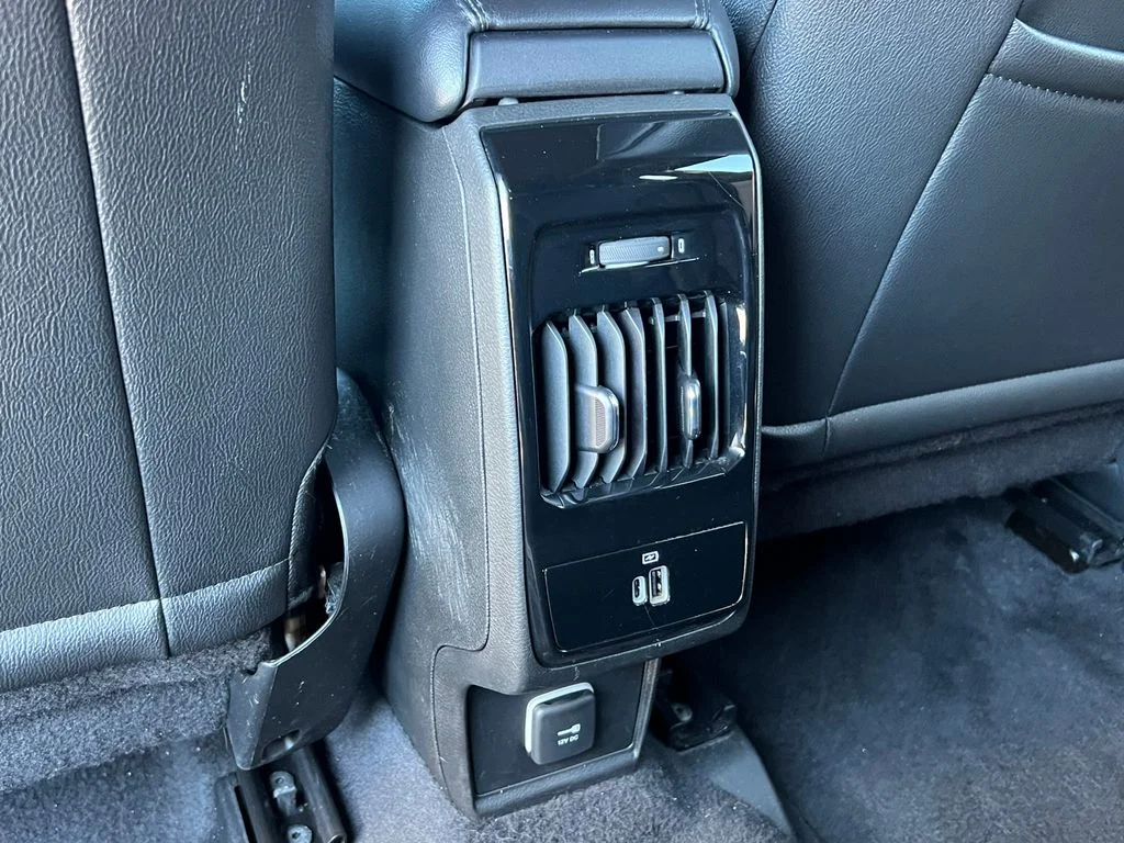 Used 2025 White Jeep Limited image 36