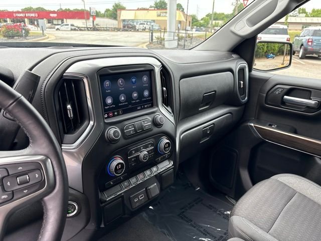 Used 2022 Black Chevrolet RST image 18
