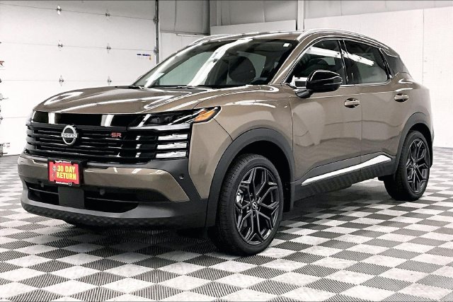 New 2026 Canyon Bronze Nissan SR image 2