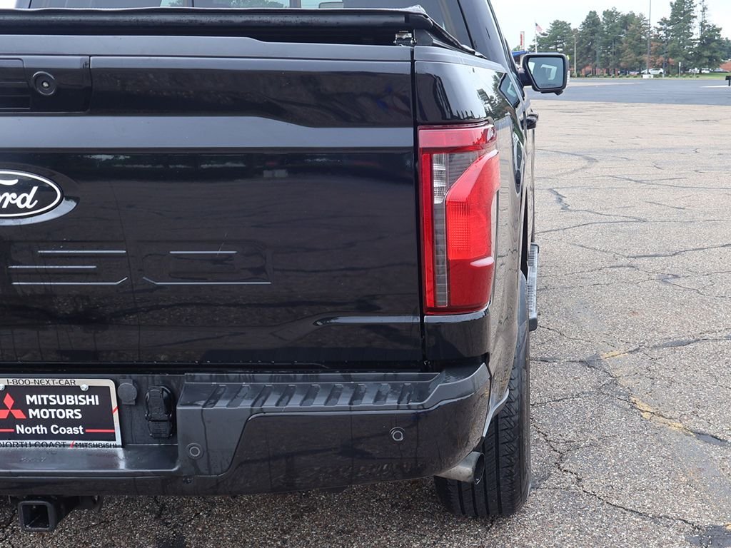 Used 2024 Black Ford XLT image 17