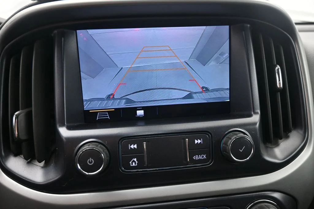 Used 2019 White Chevrolet ZR2 image 19