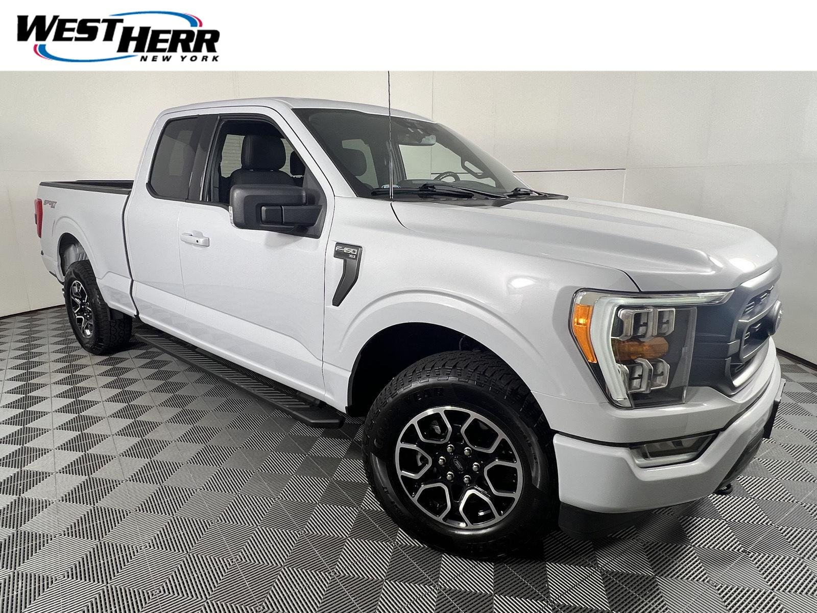 Used 2021 Space White Ford XLT image 1