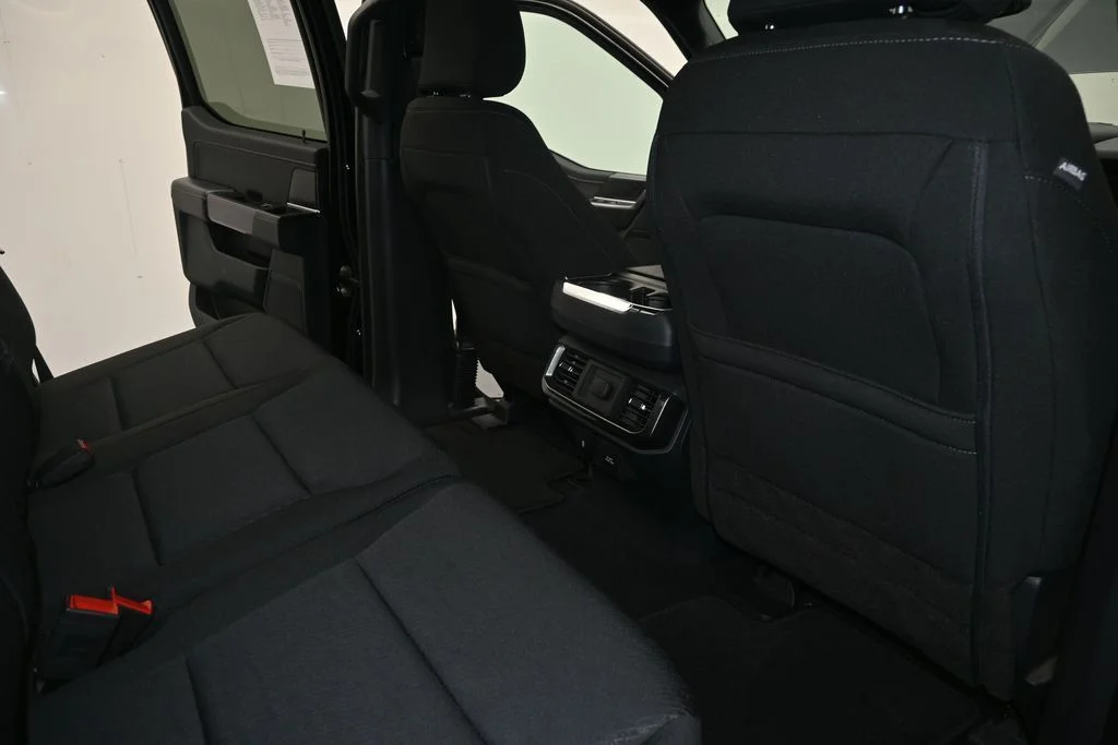 Used 2023 Black Ford XLT image 11