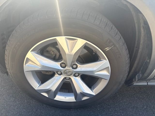 Used 2017 Silver Lexus 200t image 12