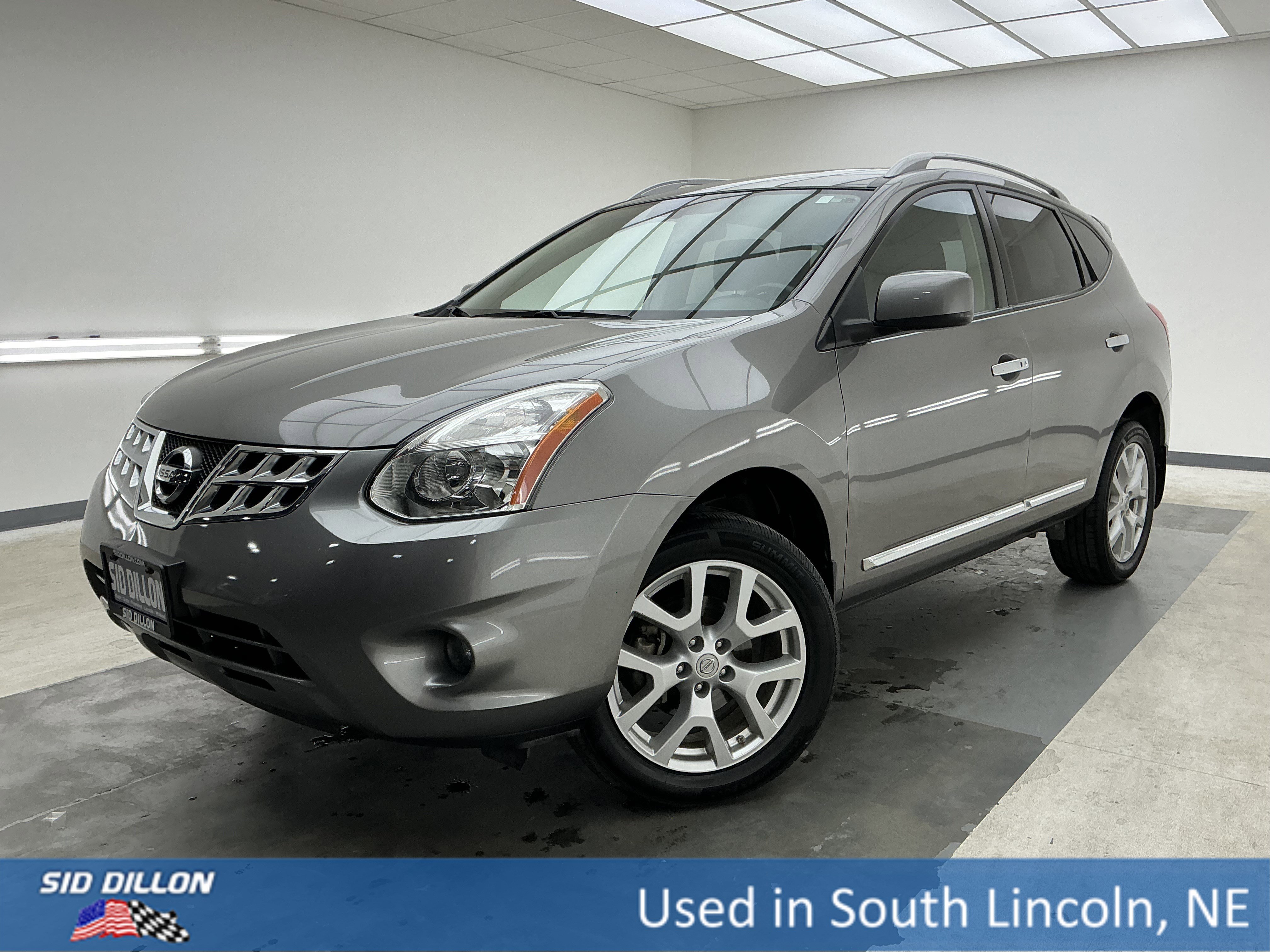 2011 Nissan Rogue SV AWD's photo