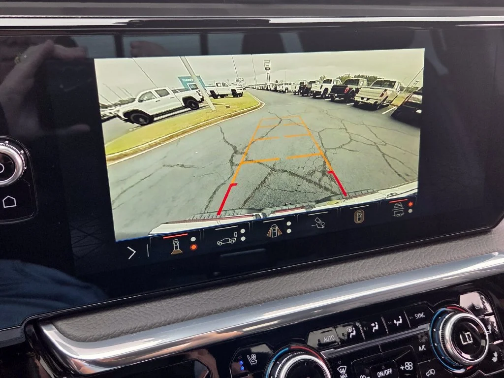 Used 2024 Onyx Black GMC Denali image 21