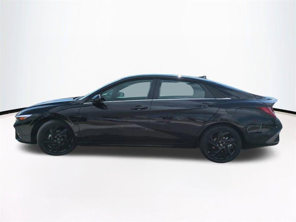 New 2026 Black Hyundai SEL Sport Premium image 8