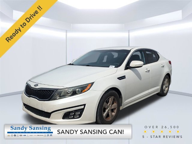 Used 2015 White Kia LX image 1